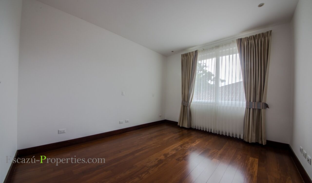 Real Estate Escazú Costa Rica San José