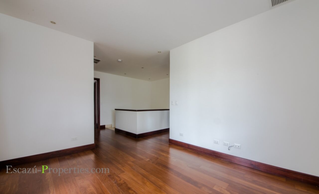 Real Estate Escazú Costa Rica San José